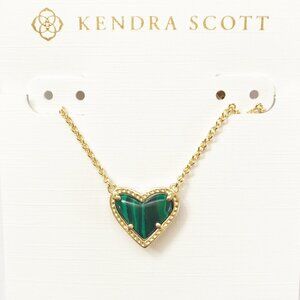 Kendra Scott Ari Gold Tone Malachite Pendant Short Necklace